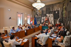 El Pleno de Diputación de Ciudad Real reaviva la polémica por no enviar medios del SCIS al incendio de La Mierla