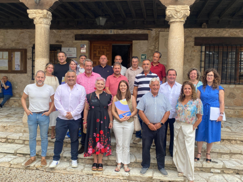 FADETA firma 13 contratos de ayudas LEADER con autónomos y empresarios que invertirán unos 797.000 euros en la comarca