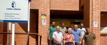 Castilla-La Mancha mejorará las ayudas para prevenir los ataques de lobo tras escuchar al sector ganadero