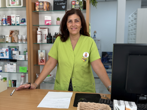 La farmacia con la que Pilar soñó durante 15 años ya está abierta