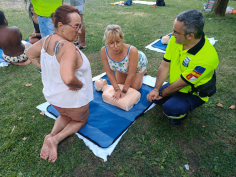 Alcolea del Pinar acoge una jornada de RCP en la piscina