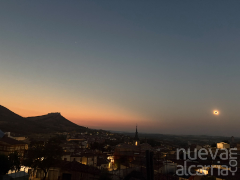 El eclipse total de Sol sume a más de la mitad de España, y a Guadalajara, en una profunda e histórica oscuridad