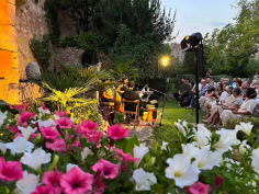 Éxito de público en el concierto de la Casa de Manu Leguineche, en Brihuega