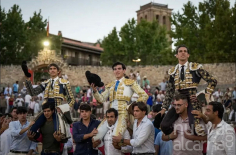 Cid de María abre la Puerta Grande de Sacedón en la tarde de su alternativa