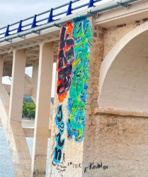 Se buscan a los autores de las pintadas en el rehabilitado viaducto de Entrepeñas