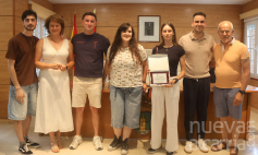 El alcalde recibe a la estudiante cabanillera Lucía Salazar, mejor nota de la PAU de este año en Guadalajara