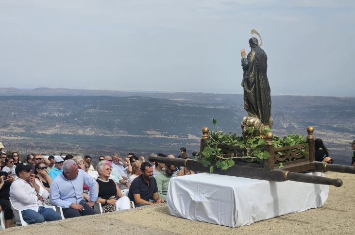 La Sierra Norte de Guadalajara abraza su tradición en una Romería del Alto Rey marcada por el incendio de La Mierla
