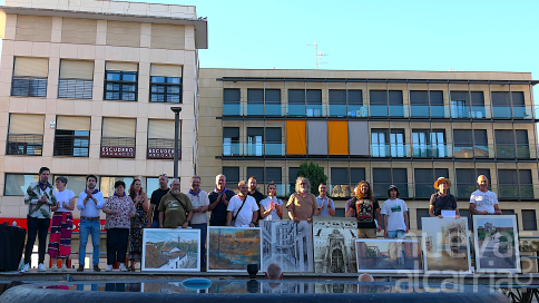Evaristo Palacios gana el Concurso de Pintura Rápida con una panorámica de la ciudad