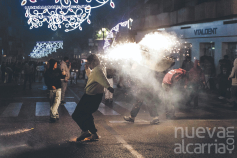 Los toros de fuego iluminan la noche