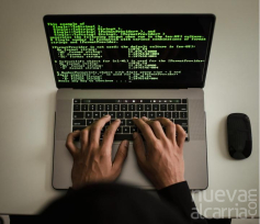 Catas de aceito, cursos de costura y uso de Inteligencia Artificial en Fundación Ibercaja