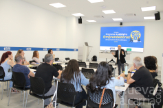 El programa de apoyo a emprendedores de CEOE y Diputación inicia su formación con un taller sobre comunicación y desarrollo empresarial