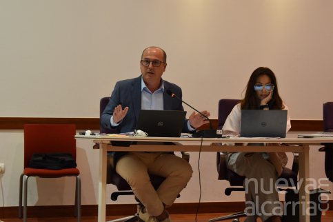 El PSOE lamenta que Guarinos “diga sí a regalar el agua al Madrid de Ayuso”