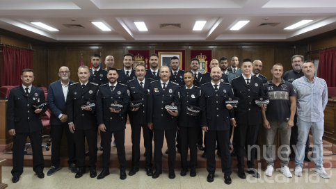 Toman posesión como funcionarios los diez nuevos agentes de la Policía Local de Azuqueca