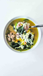 Sopa reconfortante de albóndigas y verduras: el plato de cuchara definitivo para el otoño