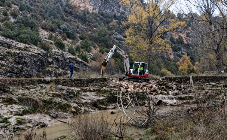 Guadalajara suma dos azudes retirados y cinco previstos en proyectos de restauración fluvial, en medio del debate social