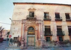 La histórica plaza de Dávalos en la ciudad de Guadalajara